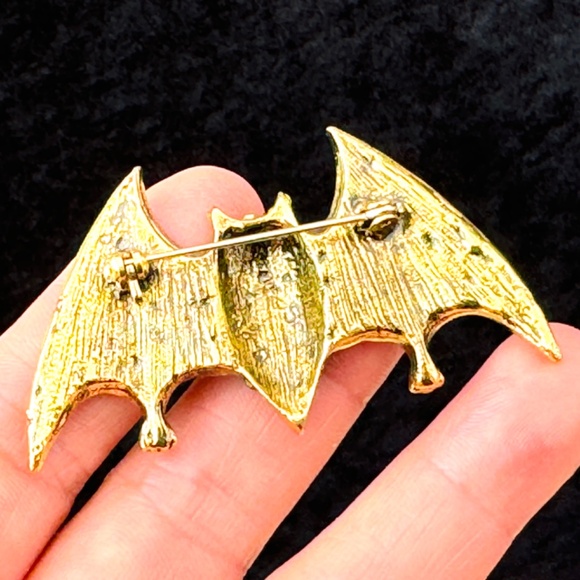 Bat Brooch Rhinestone Bat Brooch Halloween Brooch Rhinestone Bat Brooch - Picture 9 of 9